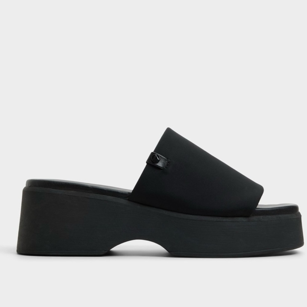 Aldo Yassa Wedge sandal Black Size 10